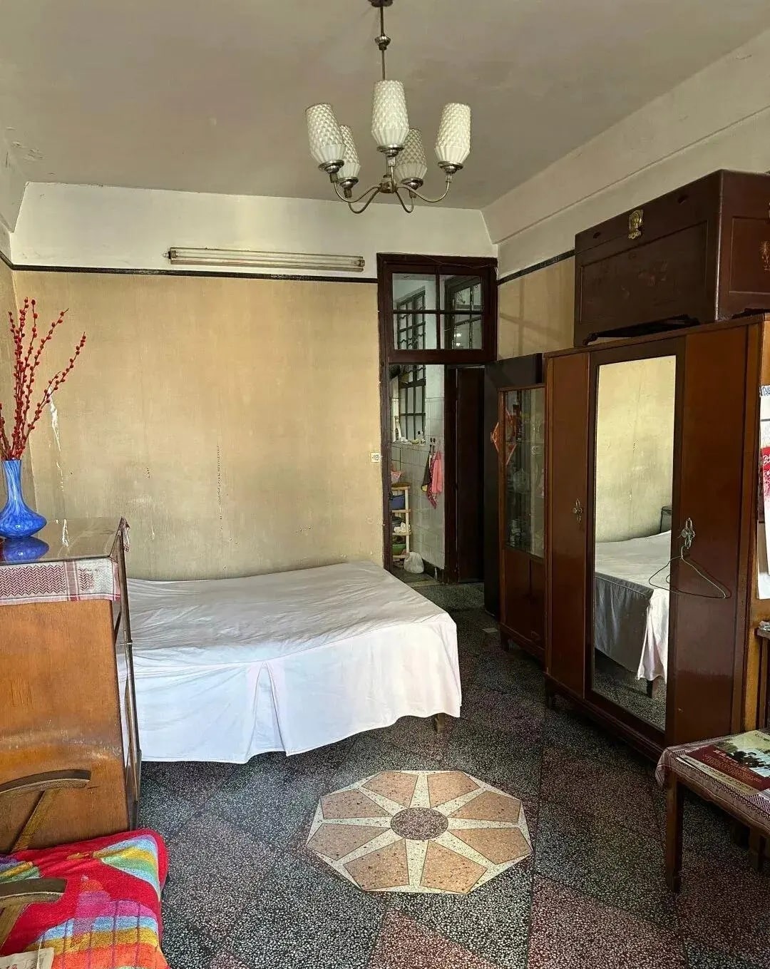 Cụ b&agrave; 80 tuổi kh&ocirc;ng muốn l&agrave;m g&aacute;nh nặng cho con ch&aacute;u: B&igrave;nh y&ecirc;n dưỡng gi&agrave;, một m&igrave;nh nhưng kh&ocirc;ng c&ocirc; đơn- Ảnh 4.