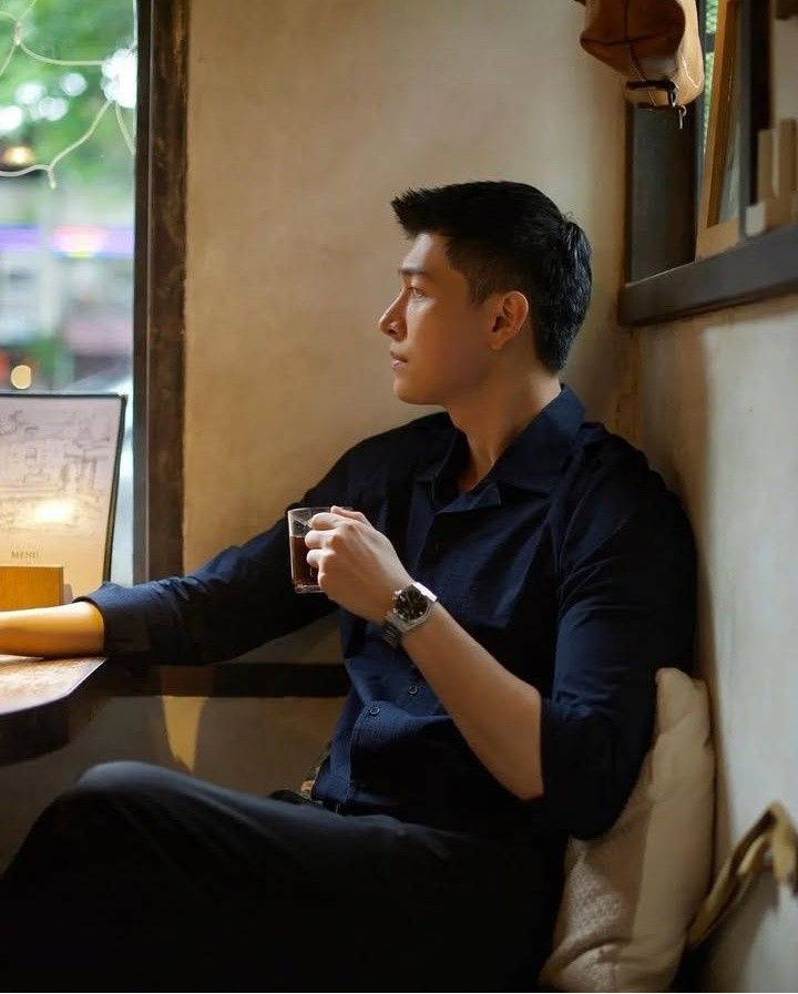 Điều &aacute;m ảnh nhất ở tuổi U50: H&ocirc;m trước chồng bị sa thải, h&ocirc;m sau tới lượt vợ!- Ảnh 1.