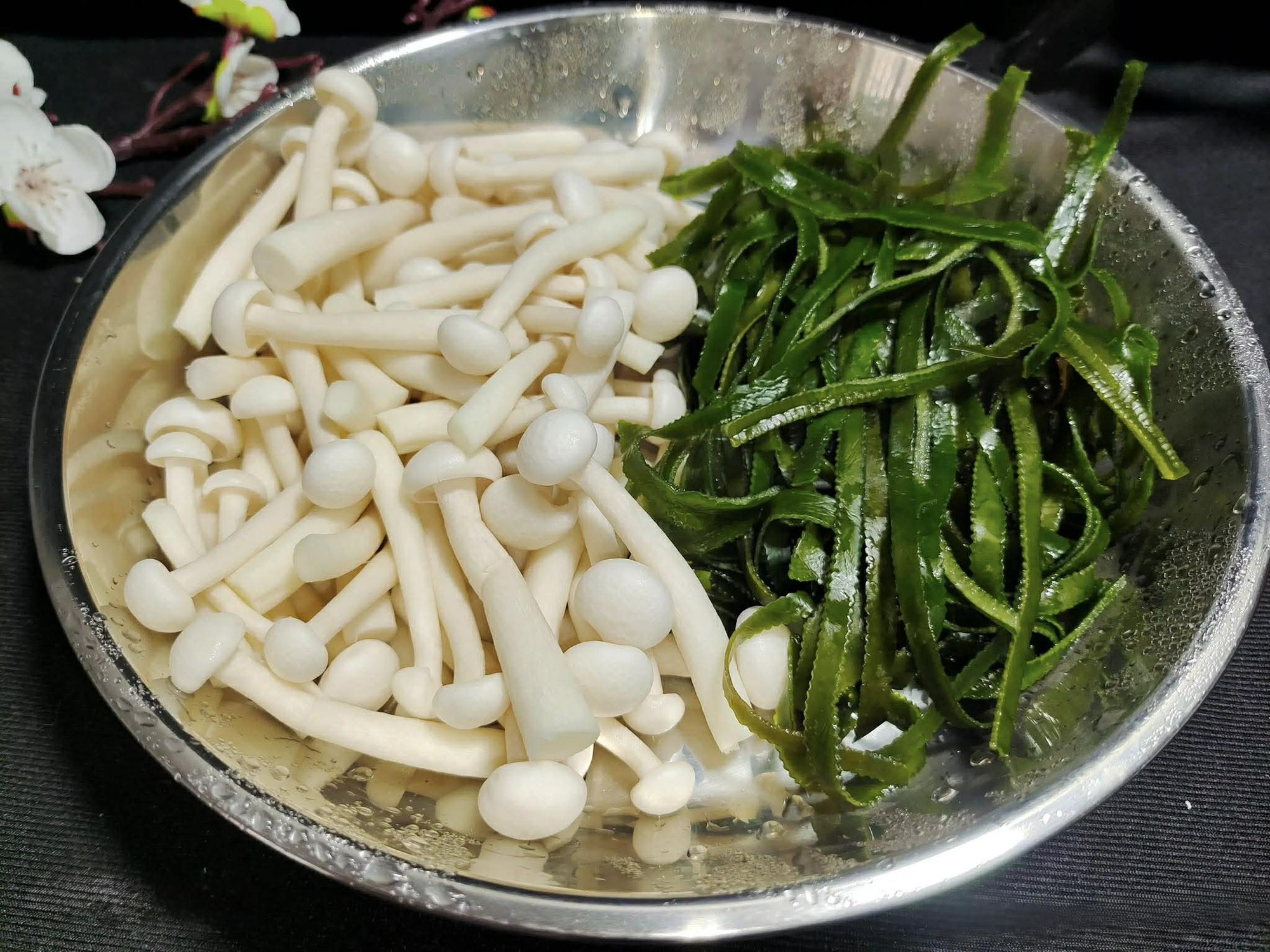 Món canh này rất hợp cho bữa cơm mùa đông: Nấu dễ mà ngon, húp một ngụm nước dùng thôi cũng mê lắm rồi!- Ảnh 3. Món canh này rất hợp cho bữa cơm mùa đông: Nấu dễ mà ngon, húp một ngụm nước dùng thôi cũng mê lắm rồi!- Ảnh 3.