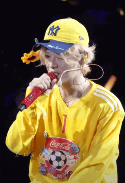 Đẳng cấp "đỉnh lưu": Sao hạng A hết thời vẫn đủ sức tẩu t&aacute;n cả triệu album, 90 ph&uacute;t bỏ t&uacute;i 112 tỷ đồng- Ảnh 7.