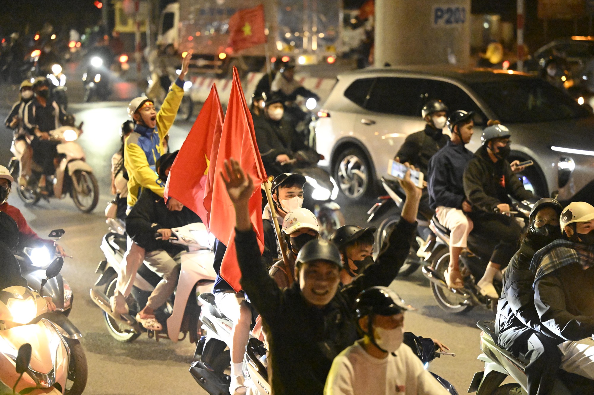 Đang “đi bão” thì chợt nhớ camera AI vẫn hoạt động 24/24!- Ảnh 4. Đang “đi bão” thì chợt nhớ camera AI vẫn hoạt động 24/24!- Ảnh 4.