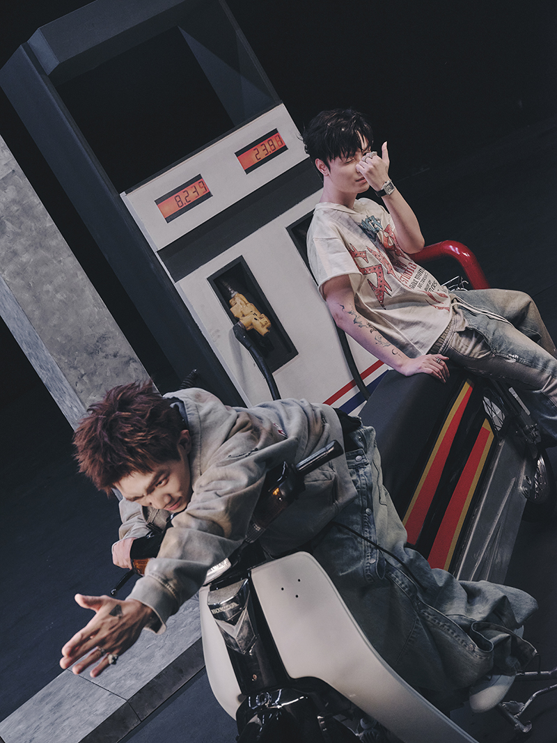 “Phù thủy” WOKEUP chính thức bước ra ánh sáng với EP đầu tay- Ảnh 4. “Phù thủy” WOKEUP chính thức bước ra ánh sáng với EP đầu tay- Ảnh 4.