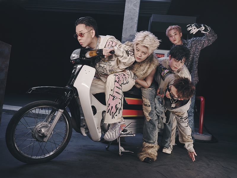 “Phù thủy” WOKEUP chính thức bước ra ánh sáng với EP đầu tay- Ảnh 2. “Phù thủy” WOKEUP chính thức bước ra ánh sáng với EP đầu tay- Ảnh 2.