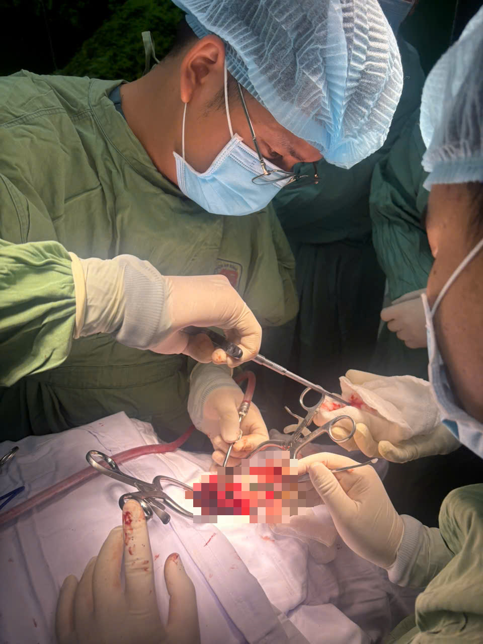 Liệt tứ chi vì một bất cẩn nhỏ- Ảnh 1. Liệt tứ chi vì một bất cẩn nhỏ- Ảnh 1.