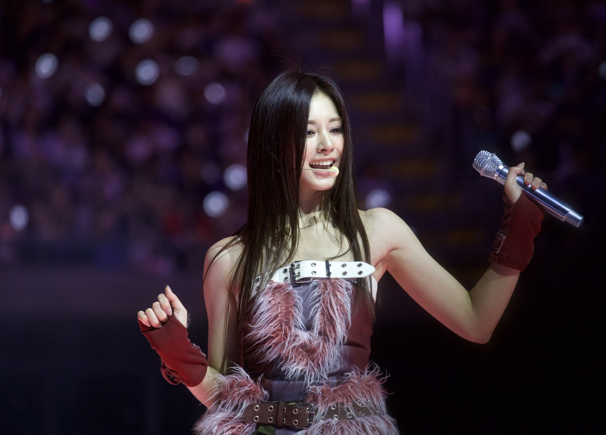 Mất 10 năm mới thấy mỹ nhân đẹp nhất thế giới tỏa sáng hơn bao giờ hết- Ảnh 4. Mất 10 năm mới thấy mỹ nhân đẹp nhất thế giới tỏa sáng hơn bao giờ hết- Ảnh 4.