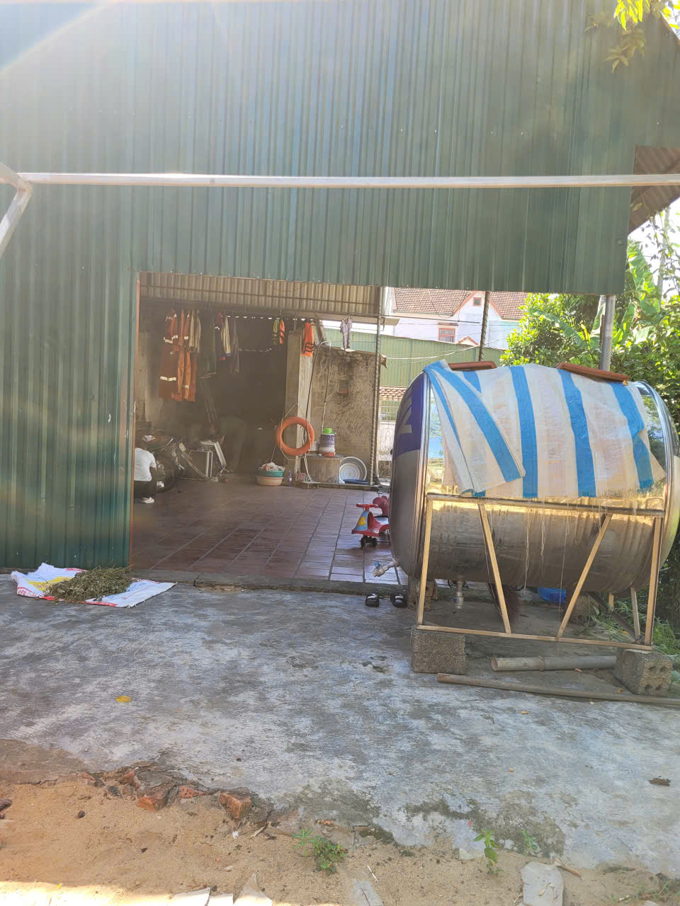 Chém bạn đồng niên vì bị chê “chưa có vợ”- Ảnh 2. Chém bạn đồng niên vì bị chê “chưa có vợ”- Ảnh 2.