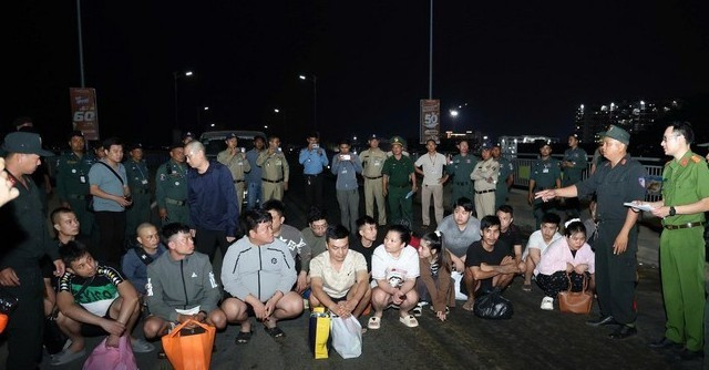 Triệt ph&aacute; ổ nh&oacute;m lừa đảo quy m&ocirc; "khủng" c&oacute; đại bản doanh tại khu vực Tam Th&aacute;i Tử 1 - Campuchia- Ảnh 1.