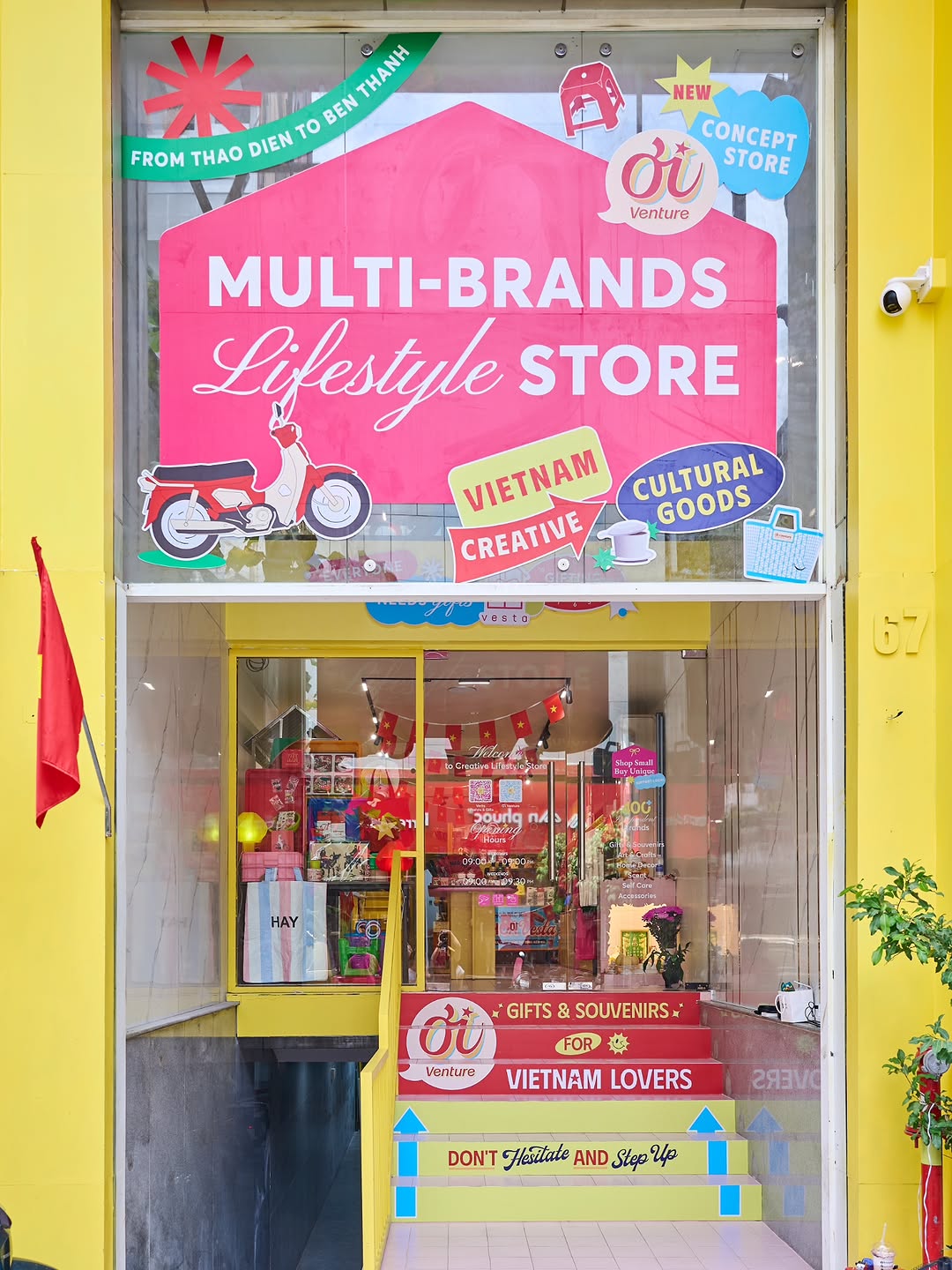 Khi người trẻ kể lại văn ho&aacute; Việt trong những cửa h&agrave;ng lưu niệm kiểu mới, 1 c&aacute;i t&ecirc;n g&acirc;y ch&uacute; &yacute; tại WeYoung 2025- Ảnh 1.