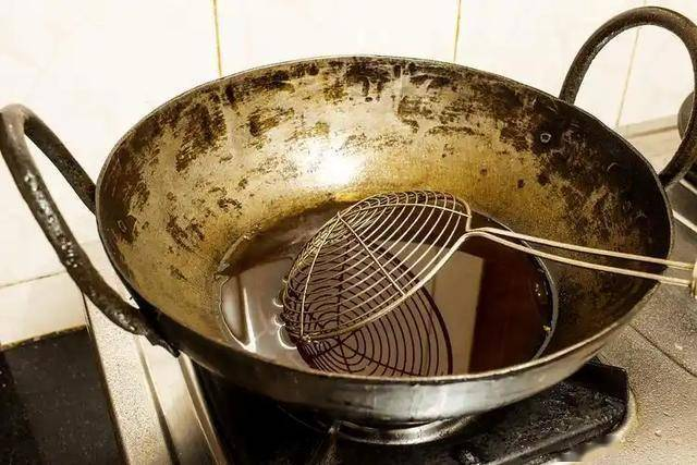 Một người nấu ăn, cả nh&agrave; ung thư? 5 th&oacute;i quen trong nh&agrave; bếp đầu độc sức khỏe, c&aacute;i đầu ti&ecirc;n hầu như ai cũng mắc- Ảnh 3.