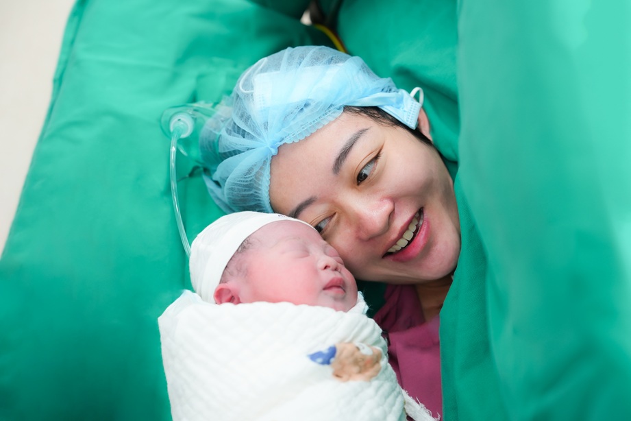 Em bé "US-HIFU" đầu tiên tại Việt Nam chào đời- Ảnh 1. Em bé "US-HIFU" đầu tiên tại Việt Nam chào đời- Ảnh 1.