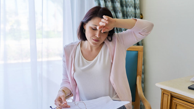 T&ocirc;i đ&atilde; sống gần 20 năm trong một cơ thể kh&aacute;c, kể từ ng&agrave;y bước v&agrave;o m&atilde;n kinh sớm khi mới 29 tuổi- Ảnh 5.