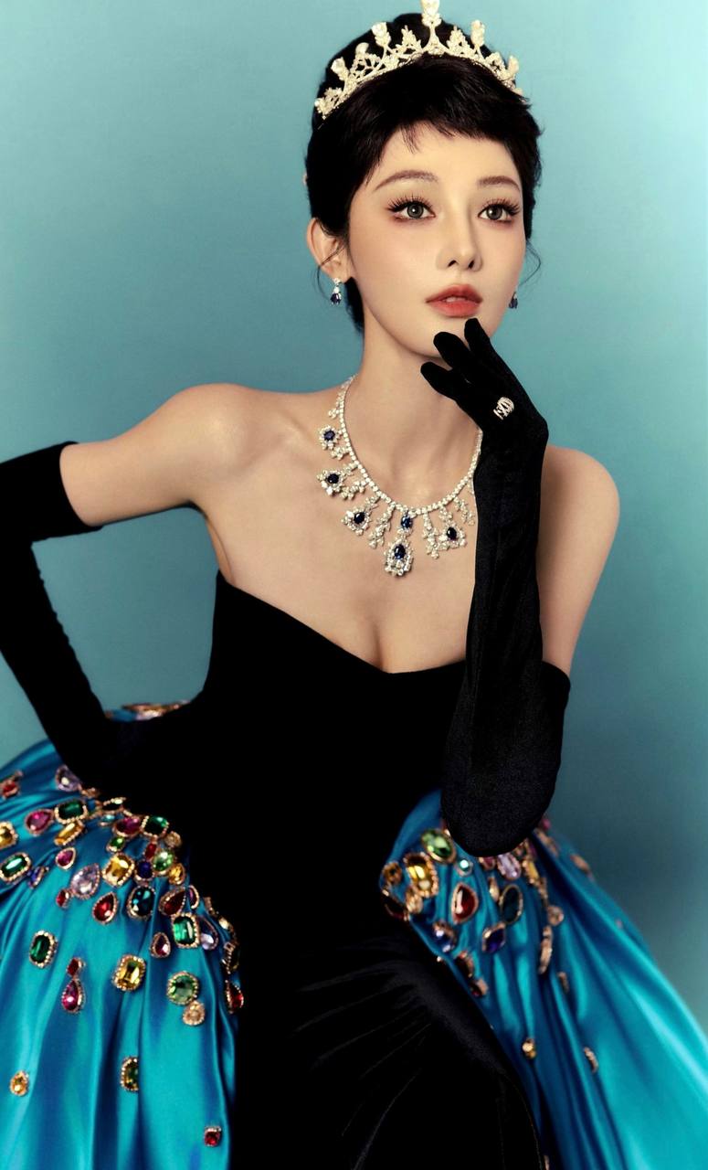 Cực h&igrave;nh đi thảm đỏ của mỹ nh&acirc;n Cbiz- Ảnh 4.