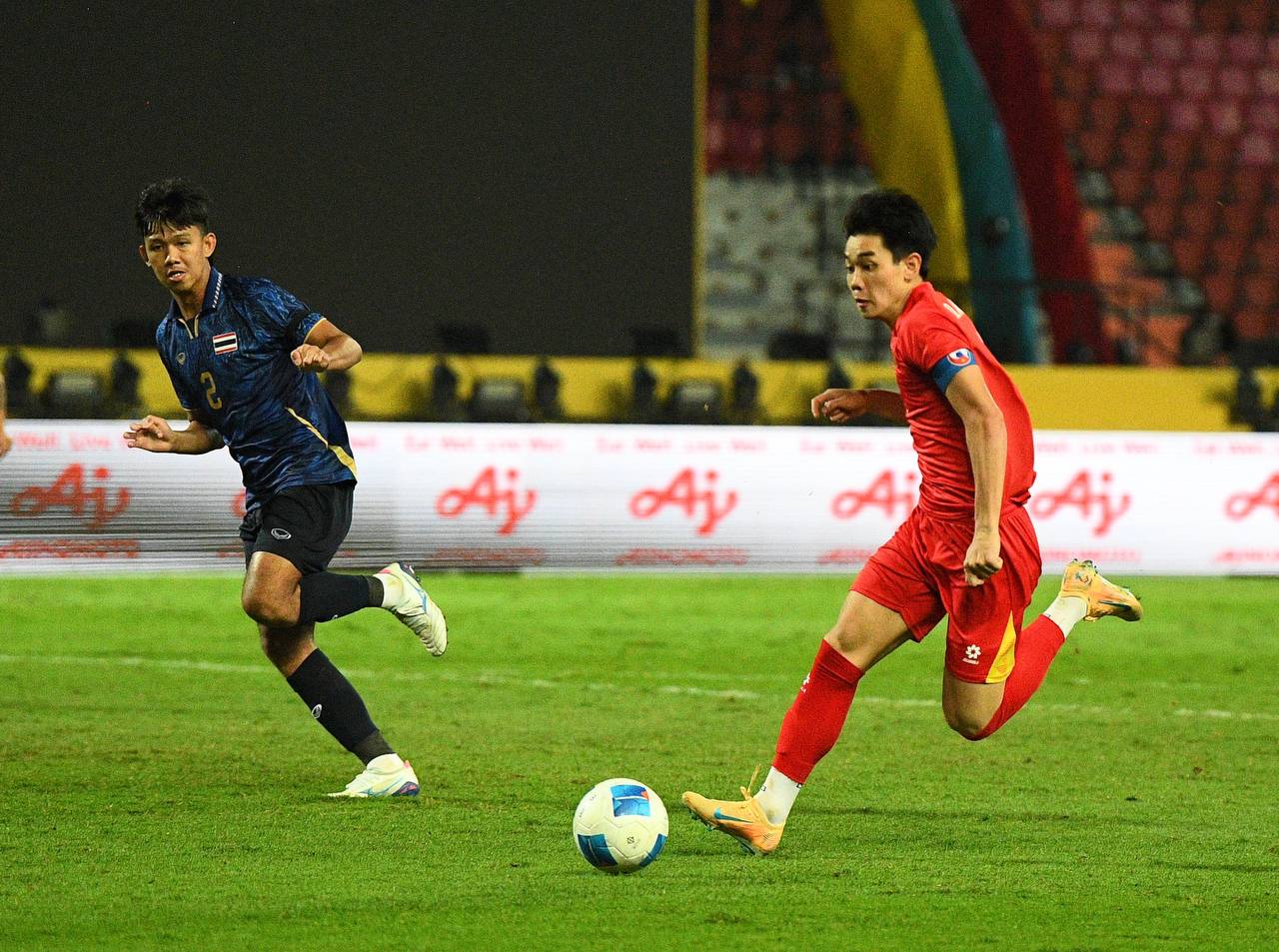 Phỏng vấn nóng ngôi sao sáng nhất U22 Việt Nam - Đình Bắc: Phỏng vấn nóng ngôi sao sáng nhất U22 Việt Nam - Đình Bắc: