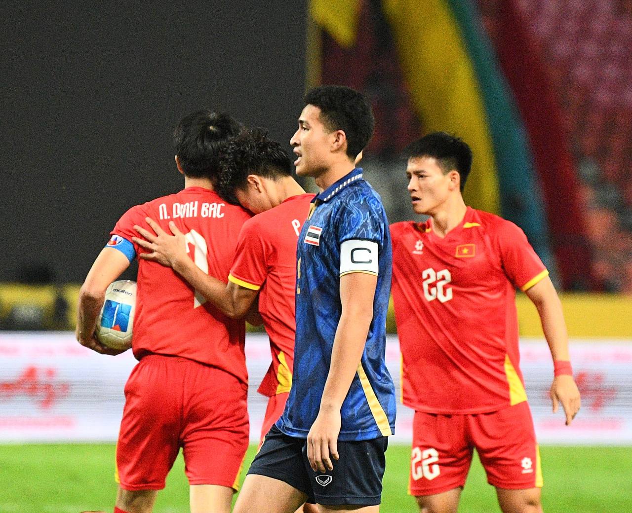 Phỏng vấn nóng ngôi sao sáng nhất U22 Việt Nam - Đình Bắc: Phỏng vấn nóng ngôi sao sáng nhất U22 Việt Nam - Đình Bắc: