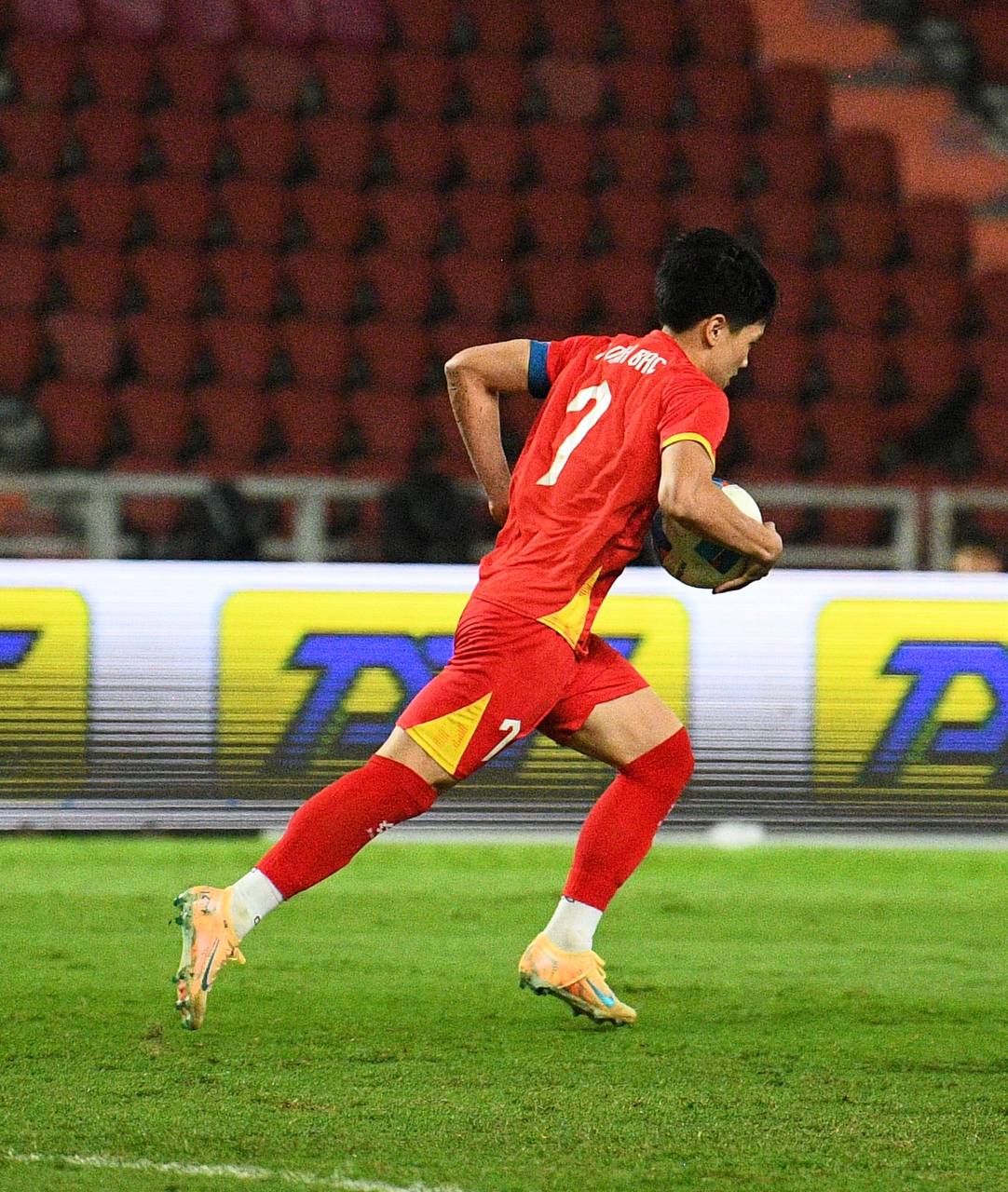 Phỏng vấn nóng ngôi sao sáng nhất U22 Việt Nam - Đình Bắc: Phỏng vấn nóng ngôi sao sáng nhất U22 Việt Nam - Đình Bắc: