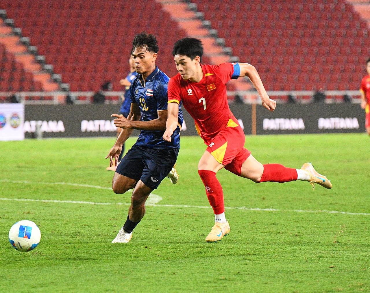 Phỏng vấn nóng ngôi sao sáng nhất U22 Việt Nam - Đình Bắc: Phỏng vấn nóng ngôi sao sáng nhất U22 Việt Nam - Đình Bắc: