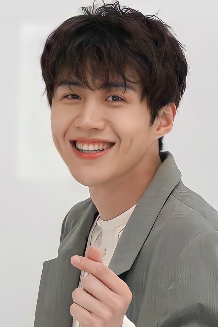 Ng&agrave;n lần cảm ơn v&igrave; cặp đ&ocirc;i n&agrave;y đ&atilde; y&ecirc;u nhau: Nh&agrave; trai đẹp ngất ng&acirc;y, nh&agrave; g&aacute;i l&agrave; minh tinh nổi tiếng to&agrave;n cầu- Ảnh 4.