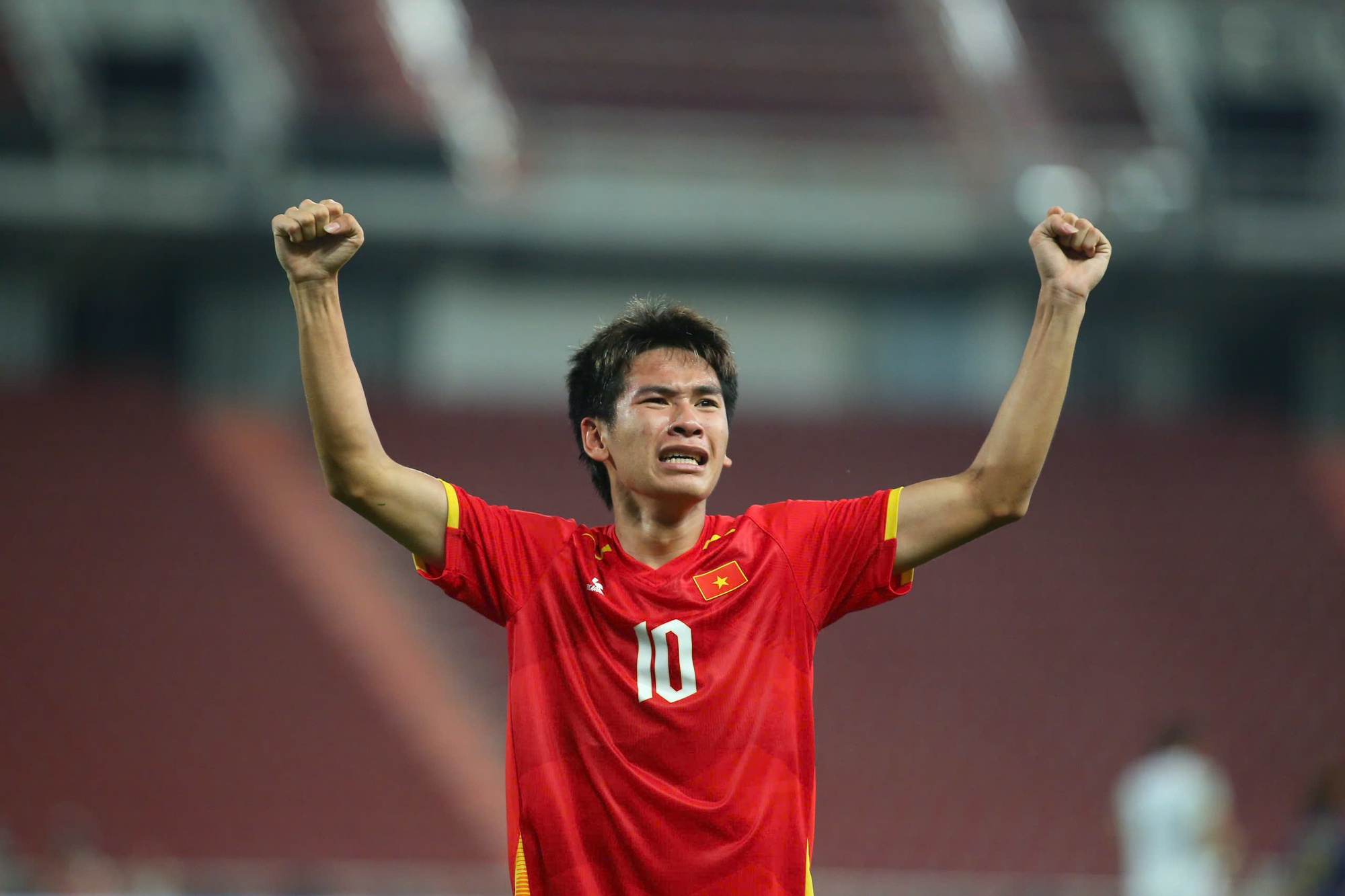 Phỏng vấn cầu thủ U22 Việt Nam: Lộ l&yacute; do ngược d&ograve;ng kịch t&iacute;nh khiến U22 Th&aacute;i Lan 