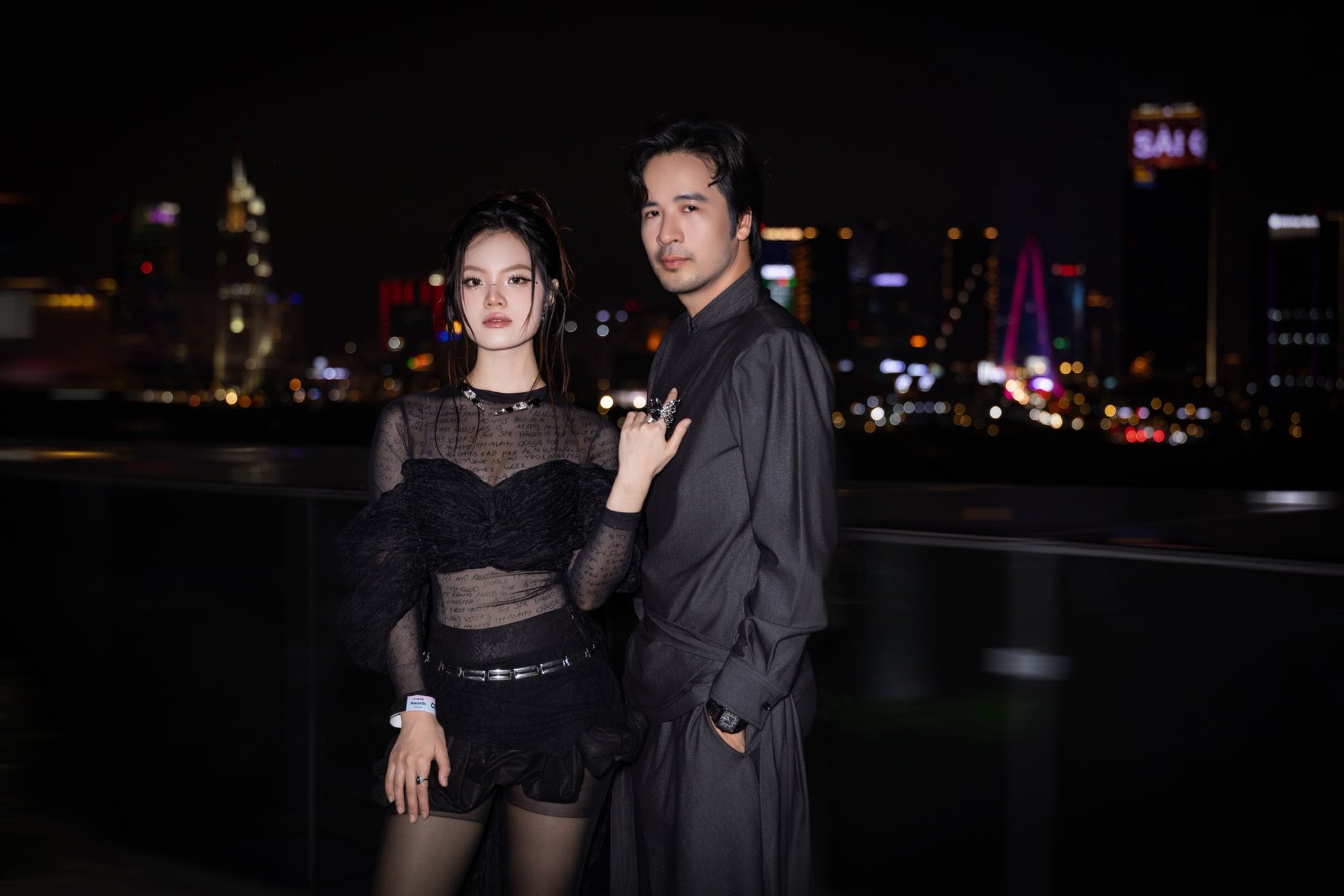 Sao nam Vbiz 41 tuổi c&ugrave;ng bạn g&aacute;i 2K b&iacute; mật kết h&ocirc;n- Ảnh 4.