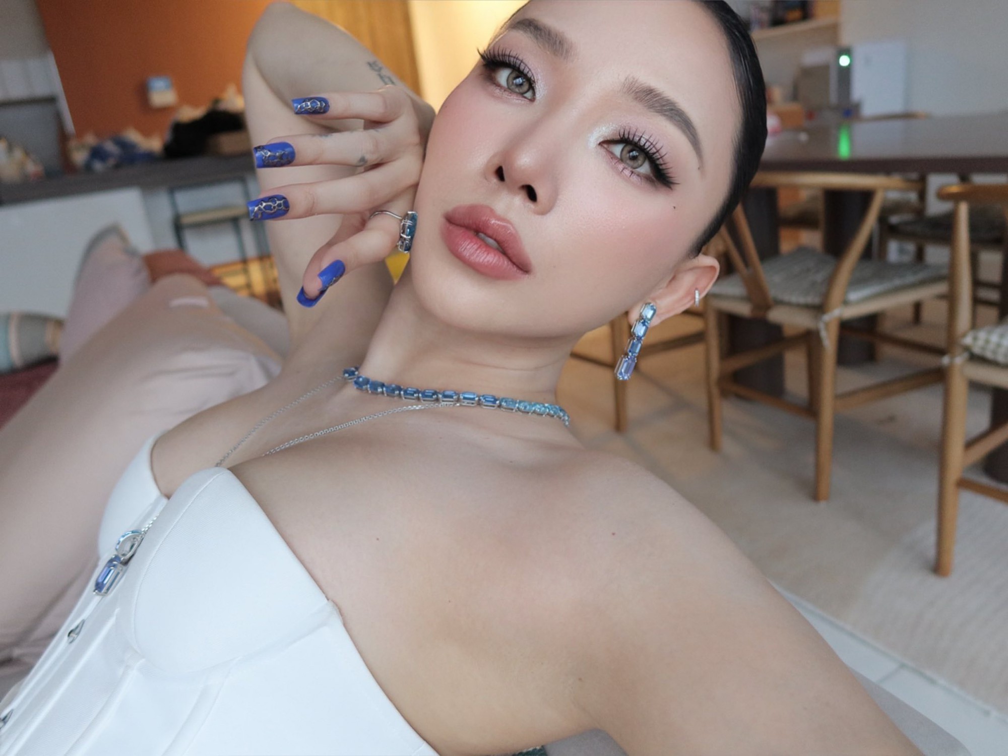 Tóc Tiên: Nguyện cầu cho anh luôn mang điều lành, cuộc tình với ai yêu đương cũng thành- Ảnh 2. Tóc Tiên: Nguyện cầu cho anh luôn mang điều lành, cuộc tình với ai yêu đương cũng thành- Ảnh 2.