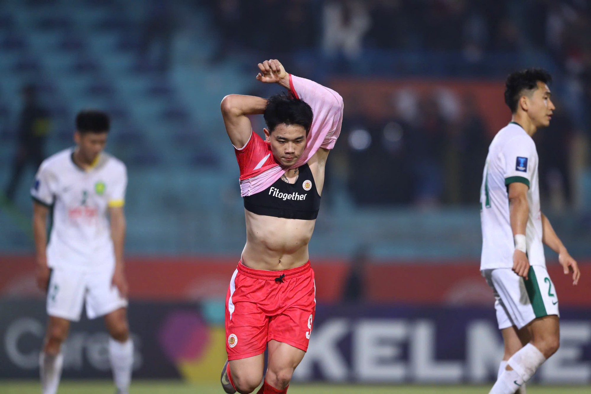 Quá khứ của tiền đạo Đình Bắc (Bắc Còi)- Ảnh 10. Quá khứ của tiền đạo Đình Bắc (Bắc Còi)- Ảnh 10.