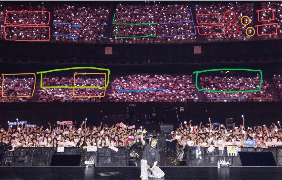 Sao hạng A hết thời: Ế v&eacute; đến mức hủy show, phải &ldquo;ph&ocirc;ng bạt&rdquo; cả đ&aacute;m đ&ocirc;ng tham dự- Ảnh 2.