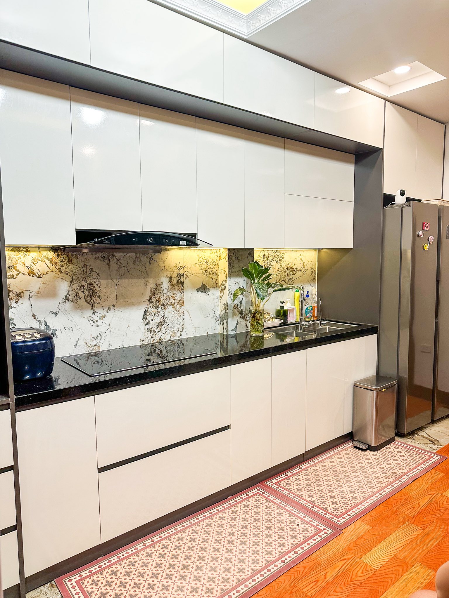 Mẹ 2 con dọn 6 tầng nhà chỉ 1 tiếng mỗi ngày: Nhờ một “chiêu” đơn giản mà tầng nào cũng sạch thơm bóng loáng- Ảnh 8. Mẹ 2 con dọn 6 tầng nhà chỉ 1 tiếng mỗi ngày: Nhờ một “chiêu” đơn giản mà tầng nào cũng sạch thơm bóng loáng- Ảnh 8.