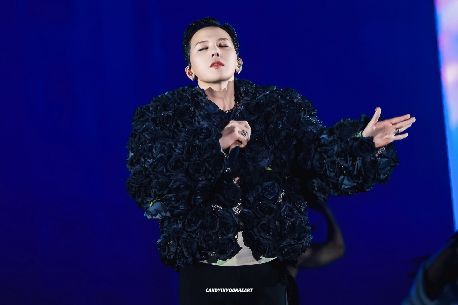 G-DRAGON gặp khủng hoảng lớn- Ảnh 4.