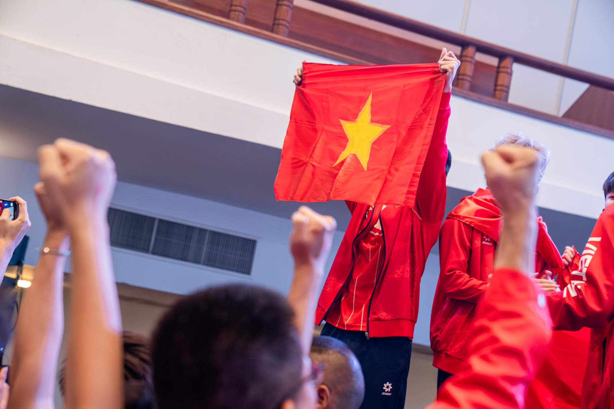 Phỏng vấn n&oacute;ng Nguyễn Quốc Huy (Maris): "Huy chương V&agrave;ng đeo cổ th&ocirc;i n&ecirc;n em lấy ghế em n&acirc;ng tạm"- Ảnh 3.