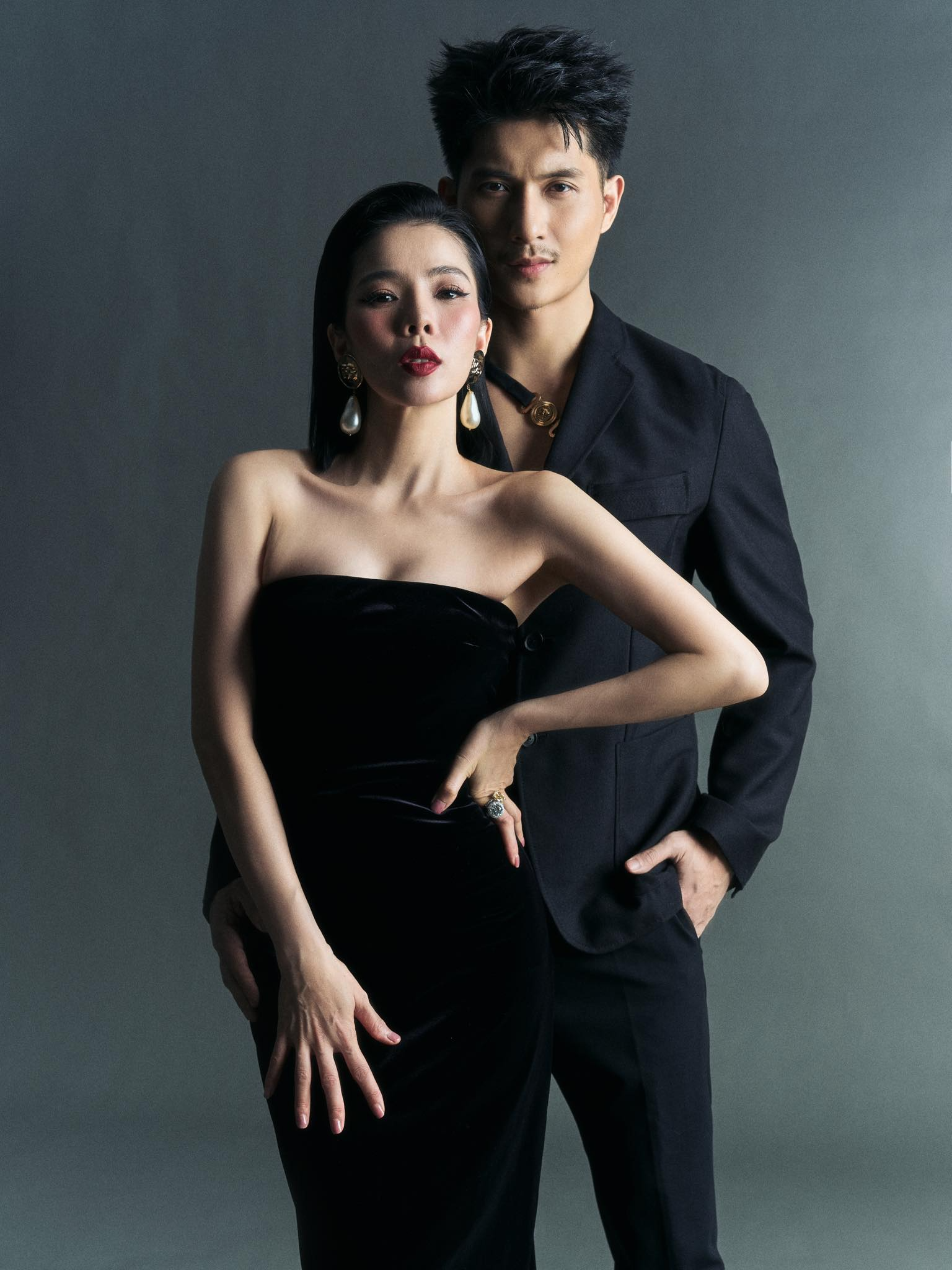 Lo&aacute; mắt khung cảnh b&ecirc;n trong biệt thự đắt đỏ, 3,6 tỷ chỉ x&acirc;y được c&aacute;i cổng của Lệ Quy&ecirc;n- Ảnh 6.