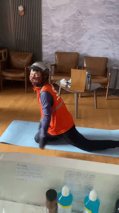 "Đặc quyền" lạ nhất của shipper Việt Nam- Ảnh 2.