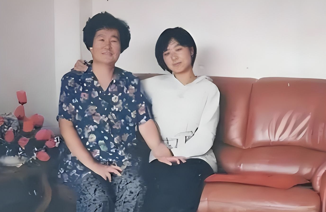 Con gái du học Đức rồi biến mất suốt 17 năm sau 1 cuộc điện thoại: Trước lúc qua đời, cha mẹ già mới biết sự thật kinh hoàng- Ảnh 3. Con gái du học Đức rồi biến mất suốt 17 năm sau 1 cuộc điện thoại: Trước lúc qua đời, cha mẹ già mới biết sự thật kinh hoàng- Ảnh 3.