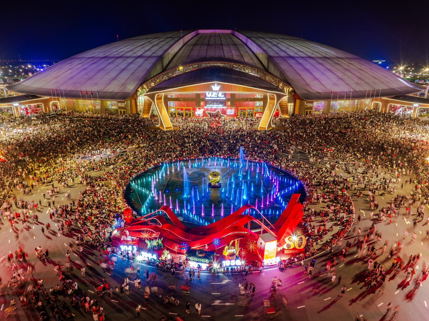 Huyền thoại T1 lần đầu đến Việt Nam, VEC trở th&agrave;nh điểm hẹn của cộng đồng eSports- Ảnh 3.