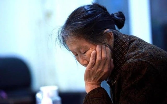 Mẹ chồng l&agrave; cựu gi&aacute;m đốc, lương hưu 50 triệu vẫn nằng nặc đ&ograve;i đi l&agrave;m gi&uacute;p việc: L&yacute; do khiến con c&aacute;i hổ thẹn- Ảnh 1.