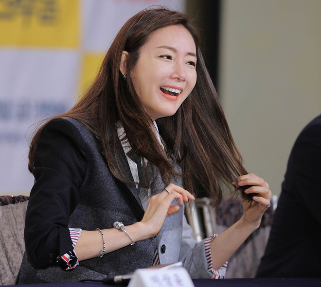 Mỹ nh&acirc;n "Bản t&igrave;nh ca m&ugrave;a đ&ocirc;ng" mới ng&agrave;y n&agrave;o đ&atilde; 50 tuổi: Tiết lộ thường uống 2 m&oacute;n nước "đ&oacute;ng băng" tuổi t&aacute;c, to&agrave;n loại hợp người sống xanh- Ảnh 4.