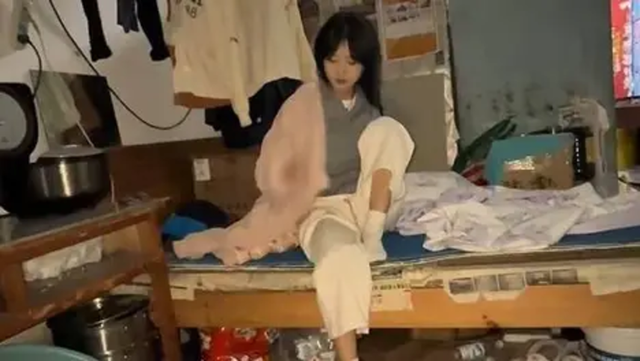 Giấu gia đ&igrave;nh đi l&agrave;m shipper, ở trọ 1,8 triệu/năm: C&ocirc; g&aacute;i 20 tuổi đặt mục ti&ecirc;u kiếm hơn 3,7 tỷ đồng- Ảnh 2.