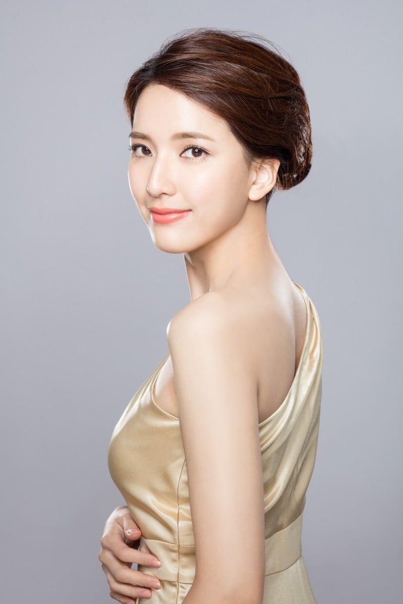 Sốc: Nữ diễn vi&ecirc;n đẹp bậc nhất showbiz viết thư tuyệt mệnh sau khi bị nhiều bạn học nam tố c&aacute;o gạ gẫm- Ảnh 1.