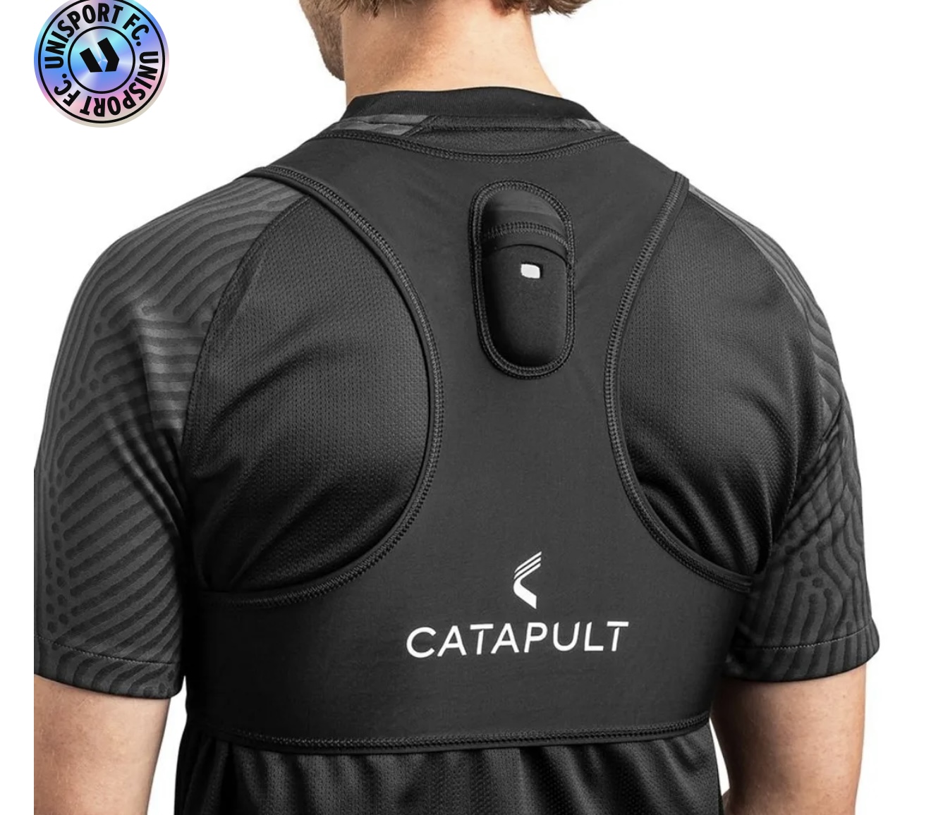 Sự thật về chiếc &ldquo;crop top đen&rdquo; gi&uacute;p Thanh Nh&agrave;n v&agrave; Tiến Linh khoe m&uacute;i, khoe cả chiến thắng- Ảnh 8.