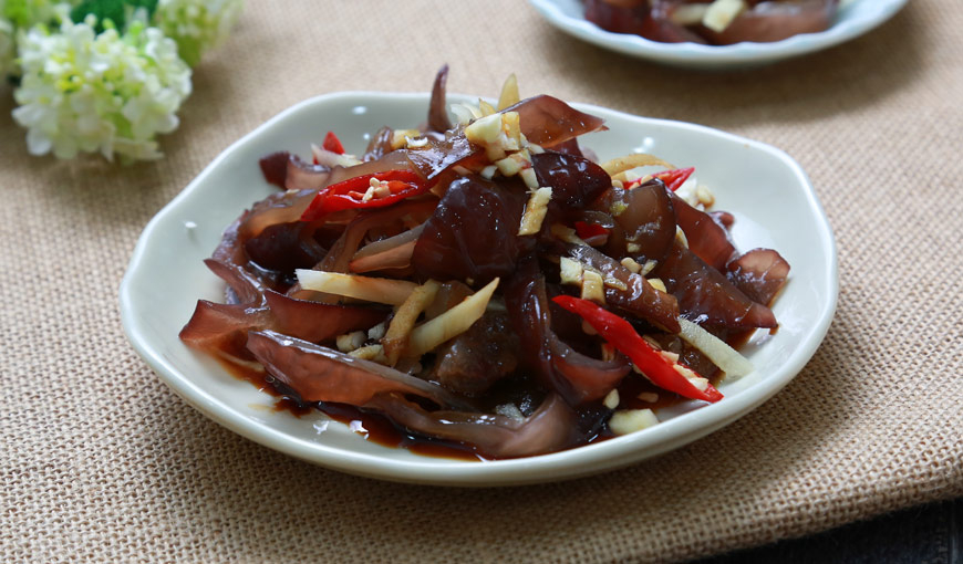 Loại "rau sạch từ rừng" kh&ocirc;ng bao giờ bị phun thuốc trừ s&acirc;u, người Việt ăn nhiều nhưng nhớ 1 điều để kh&ocirc;ng phản t&aacute;c dụng- Ảnh 2.