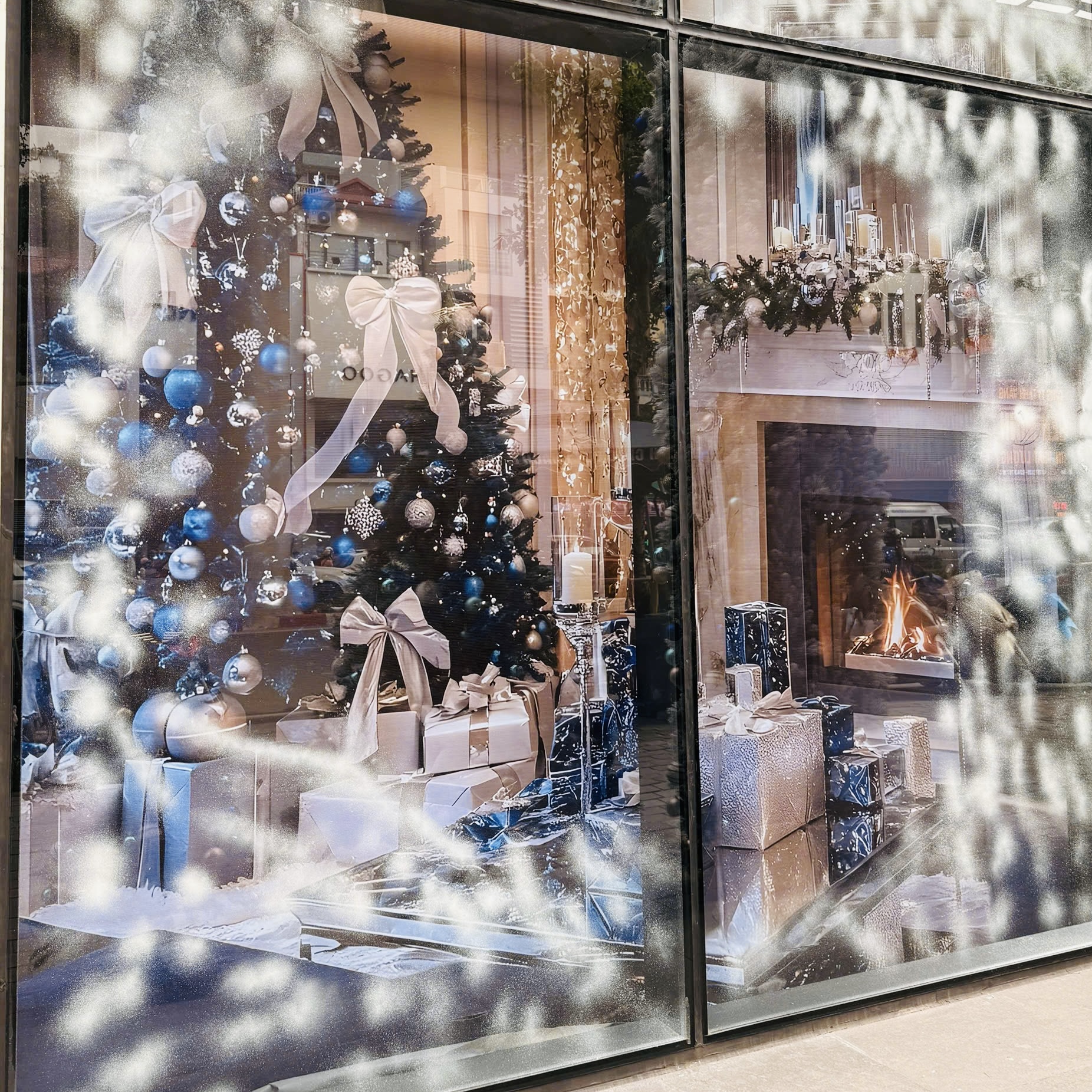 Trải nghiệm kh&ocirc;ng gian Gi&aacute;ng sinh đậm chất Ch&acirc;u &Acirc;u tại PNJ NEXT- Ảnh 1.