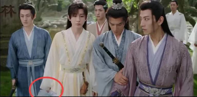 Điểm danh 5 phim Hoa ngữ g&acirc;y thất vọng nhất năm 2025- Ảnh 2.