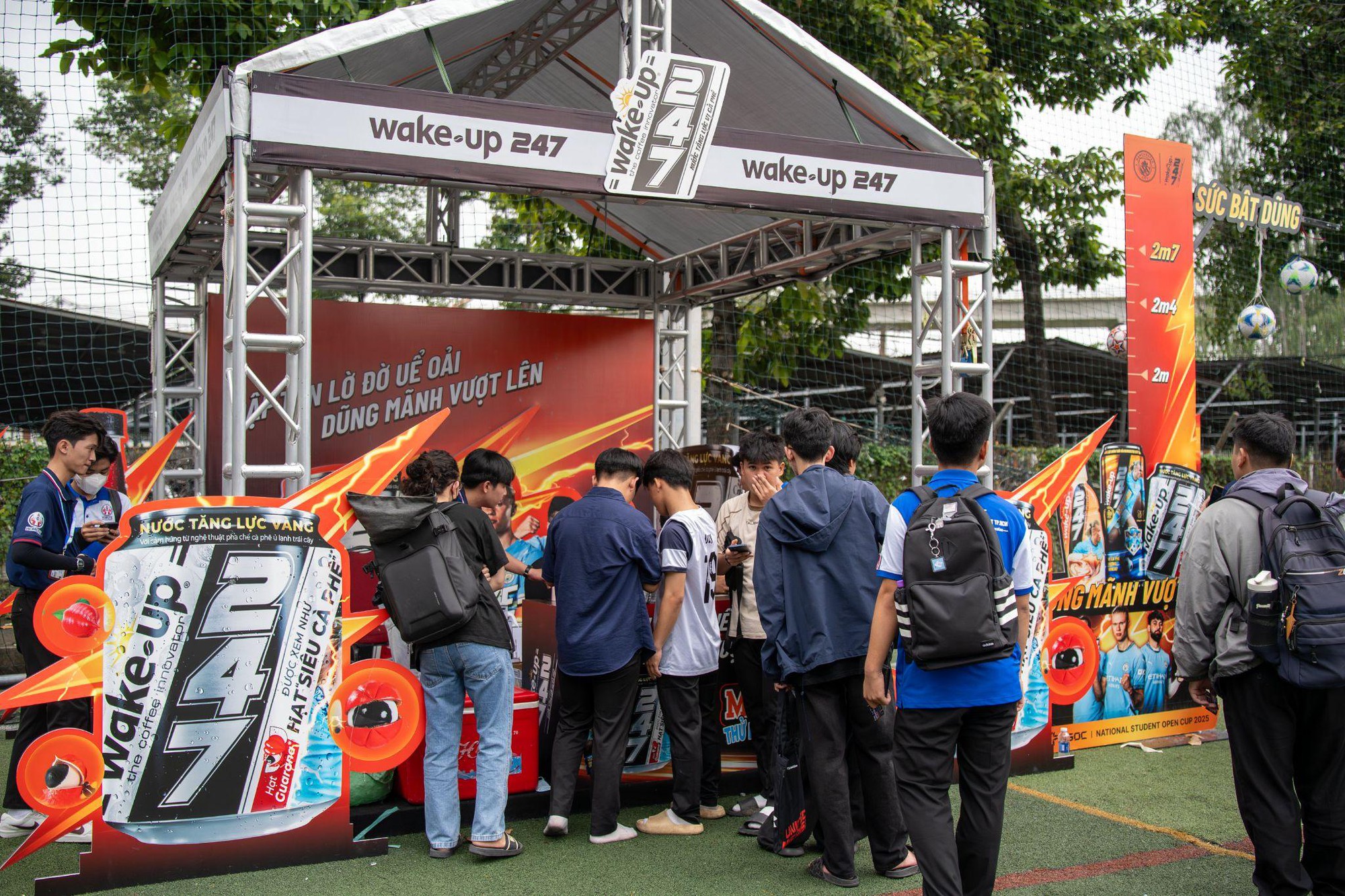 Wake-up 247 tiếp sức cho sinh vi&ecirc;n tr&ecirc;n h&agrave;nh tr&igrave;nh chinh phục đỉnh cao eSports tại NSOC 2025- Ảnh 3.