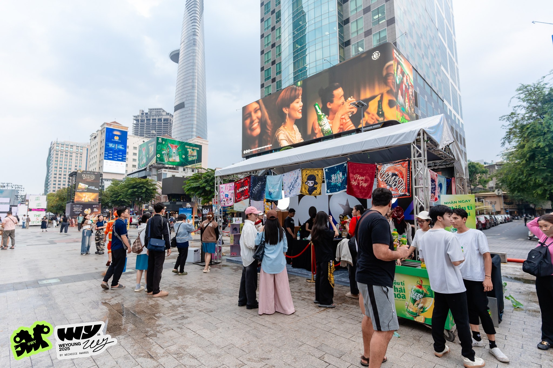 Chỉ c&ograve;n 1 ng&agrave;y đến WeYoung 2025: Cả loạt fandom hot nhất tập hợp, văn ho&aacute; thần tượng Việt ng&agrave;y c&agrave;ng đẹp rực rỡ!- Ảnh 8.