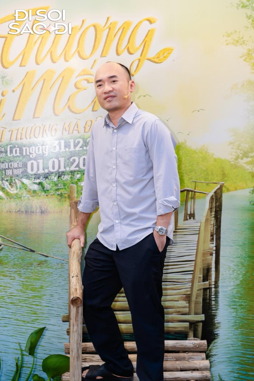 Cặp sao Việt công khai bồng bế nhau gây bão MXH: Nhà gái xinh như mộng, nhà trai lộ rõ vẻ si mê khó chối cãi- Ảnh 7. Cặp sao Việt công khai bồng bế nhau gây bão MXH: Nhà gái xinh như mộng, nhà trai lộ rõ vẻ si mê khó chối cãi- Ảnh 7.