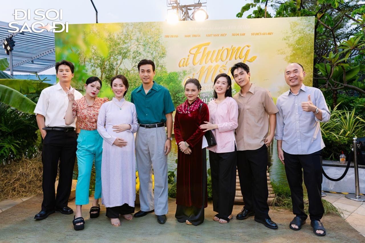 Cặp sao Việt công khai bồng bế nhau gây bão MXH: Nhà gái xinh như mộng, nhà trai lộ rõ vẻ si mê khó chối cãi- Ảnh 1. Cặp sao Việt công khai bồng bế nhau gây bão MXH: Nhà gái xinh như mộng, nhà trai lộ rõ vẻ si mê khó chối cãi- Ảnh 1.