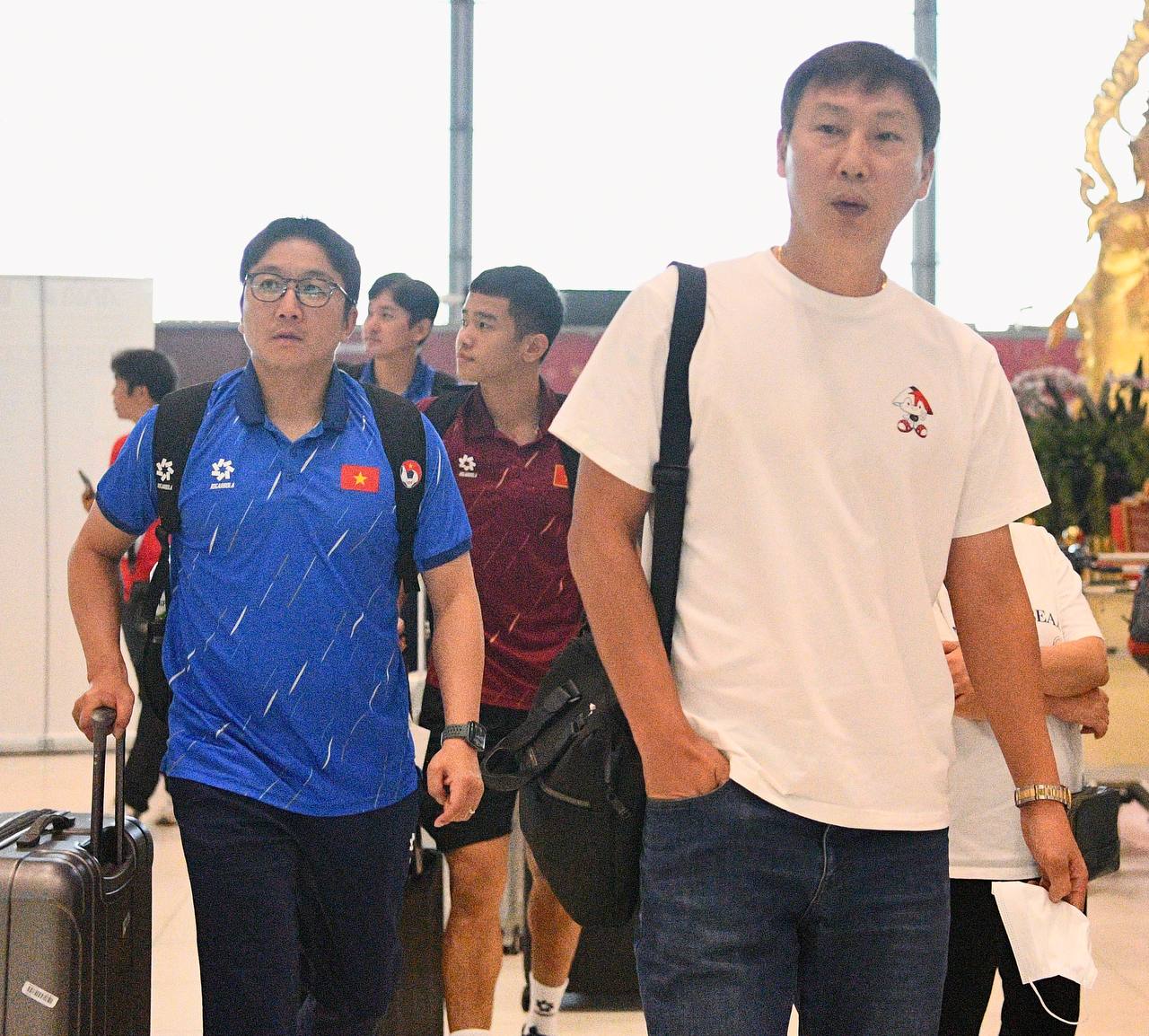 Trai đẹp U22 Việt Nam Đ&igrave;nh Bắc, Thanh Nh&agrave;n mang HCV về Việt Nam, thủ m&ocirc;n 1m91 visual s&aacute;ng bừng k&yacute; mỏi tay cho CĐV- Ảnh 7.