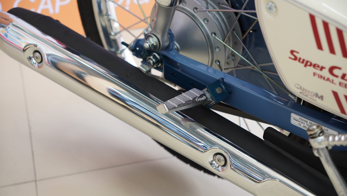 Bản độ &lsquo;nhẹ&rsquo; Honda Super Cub 50 Final Edition gi&aacute; tr&ecirc;n 100 triệu đồng- Ảnh 11.