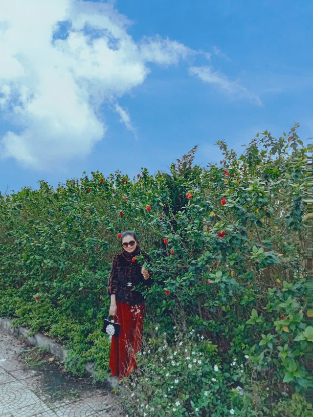 "T&ocirc;i đ&atilde; chuẩn bị 2 tỷ để v&agrave;o viện dưỡng l&atilde;o" - T&acirc;m sự lạ đời của b&agrave; mẹ 60 tuổi chỉ c&oacute; 1 con g&aacute;i- Ảnh 1.