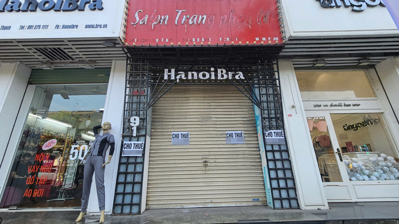 Cảnh nh&agrave; mặt phố cho thu&ecirc; tại "đất v&agrave;ng" H&agrave; Nội ế kh&aacute;ch dịp cuối năm- Ảnh 5.