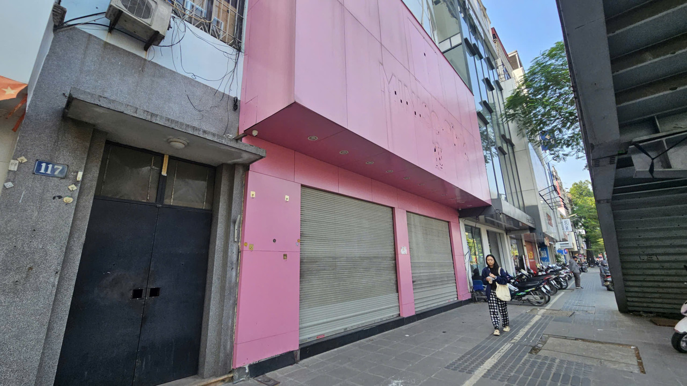 Cảnh nh&agrave; mặt phố cho thu&ecirc; tại "đất v&agrave;ng" H&agrave; Nội ế kh&aacute;ch dịp cuối năm- Ảnh 4.